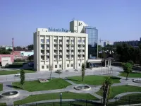 Victoria Palace Hotel Hotel in zona Monument to Omar Khayyam