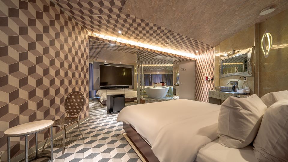 Pandora Hotel