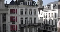 Hotel the Moon