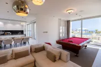Beachfront Luxury Villa Glory