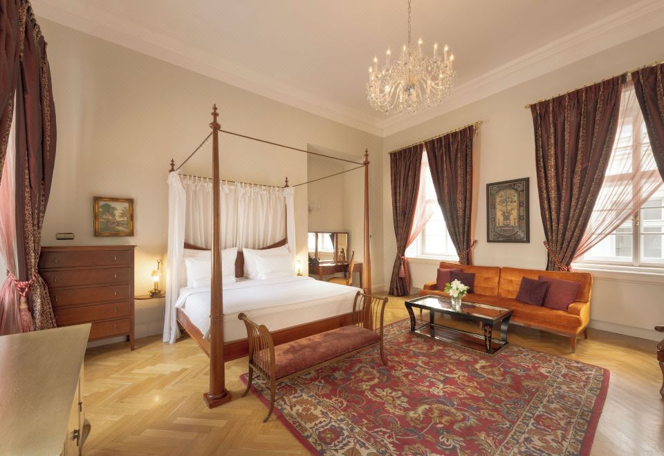 스메타나 호텔의 야외 테라스에서 바라본 카를교 뷰