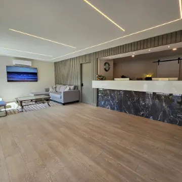 Sahara Courtyard Inn & Suites Osoyoos