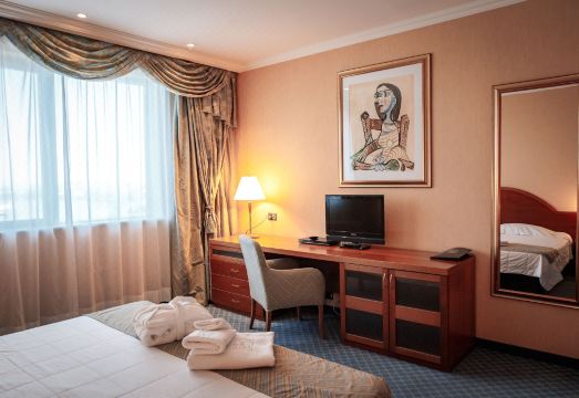 리버 팰리스 호텔 수영장