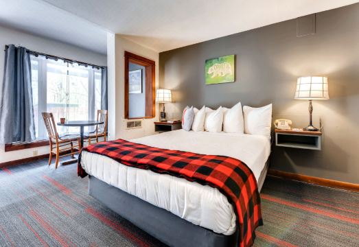 볼더 마운틴 로지 객실 파티오