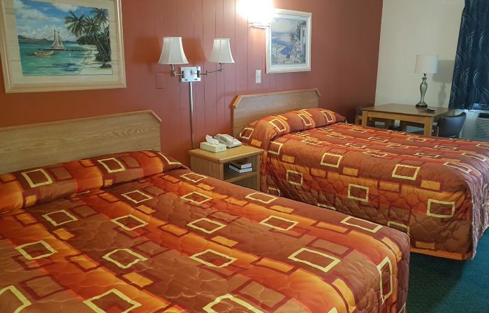 Townhouse Motel