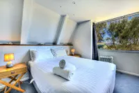 Sunsets Hotel di Friendly Beaches