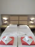 Giannis Studios Hotels in Elation