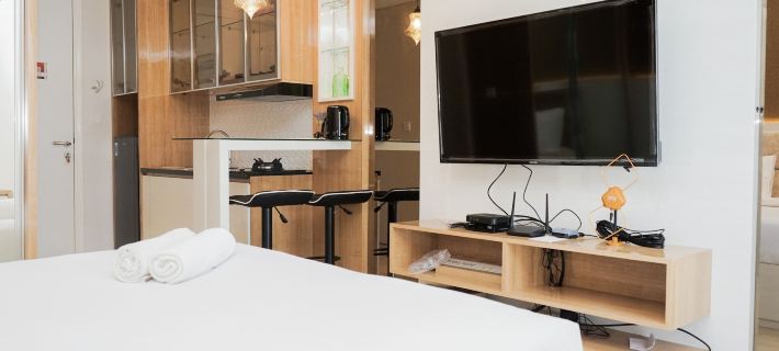 Minimalist and Cozy Studio Apartment at Tuscany Residences Hotels in Serpong