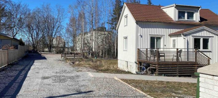 Lovely 3-Bed Flat in Stockholm Hotels in Sollentuna