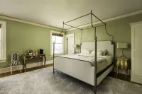 The Edward Buffalo Hotel dekat Hibbett Sports