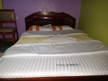 Gerish Hotel Отели в г. Эмбу