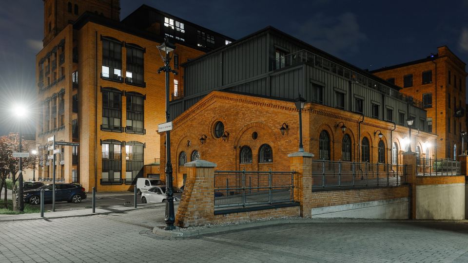 Lumina Stylish and Spacious Studio