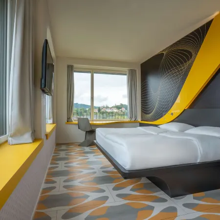 Prize by Radisson, Bern City