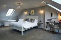 ذا لايف بوت فنادق في 