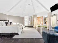 Tranquil Estate with Pool Heated Spa   Gardens Hotels in Mount Eliza