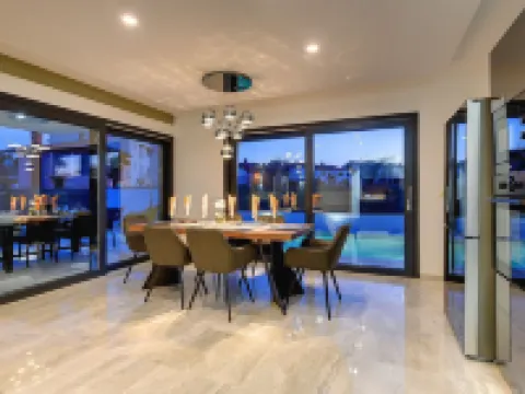 Luxurious Villa in Rovinj with Pool فنادق في 