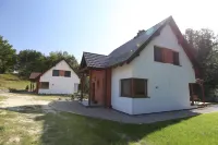 Holiday Home Directly at the Lake, Dabie Hotels in Gmina Bytow