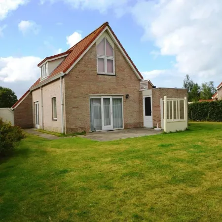Bungalow in Breskens Near the Beach