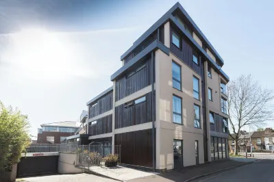 Joivy Smart Flat in Richmond Near Tube Station