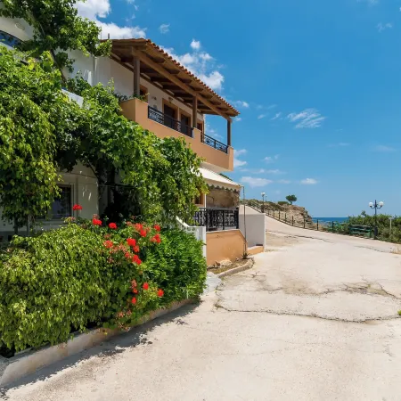 Crete Essence Villas- Makrygialos