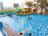 Minimalist Studio Room Great Western Apartment Hotels in North Panunggangan
