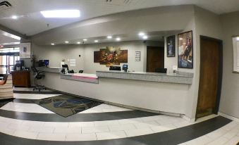 Crossroads Hotel and Huron Event Center