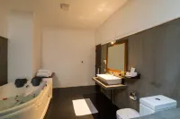 Camellia Resort and Spa Hotels in Avudangawa