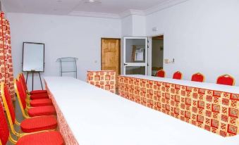 Imans Hotel Dabou