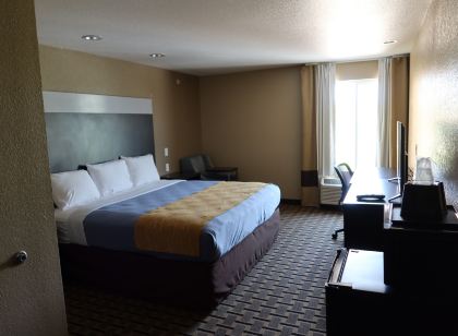 West Worth Inn & Suites White Settlement