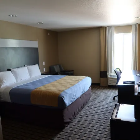 West Worth Inn & Suites White Settlement Отели в г. Уайт Сетлемент