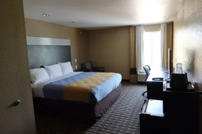 West Worth Inn & Suites White Settlement