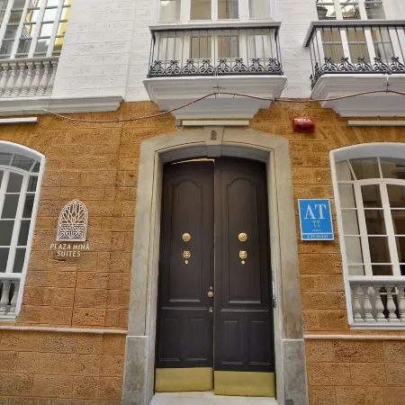 Plaza Mina Suites - Adults Recommended by Luxury Suites Cadiz