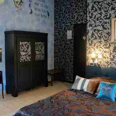 Le Manoir du Raveyron Rooms