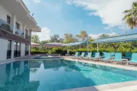 Tema 242 Hotel - Infinity Pools