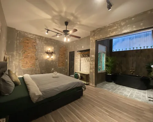 Lucas Inn Hotels in Dalat