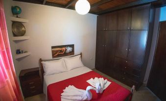 Foula House in Magnisia