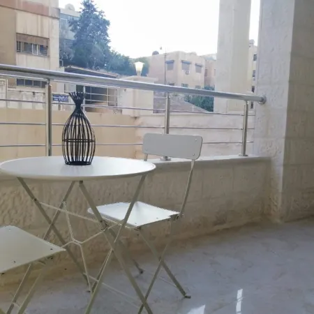 Amazing One Bedroom Apartment in Amman,Elwebdah 8