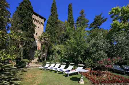 Rocca di Cetona - a Medieval Castle