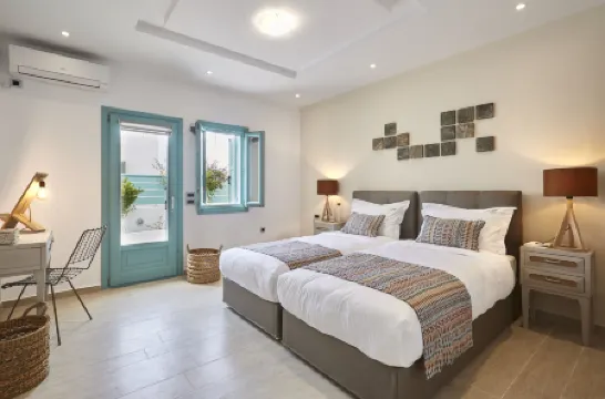 Almyriki Beach Villa