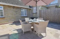 White Roses a Dog Friendly Retreat for Two Hotels in Bembridge