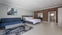Inkantu Self-Catering Apartments Hotels in Plattekloof 3