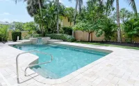 1200 Tree Bay - Private Pool