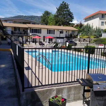 Osoyoos Lakeview Inn & Suites