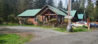 Glacier Peak Resort Hotels in Skagit County