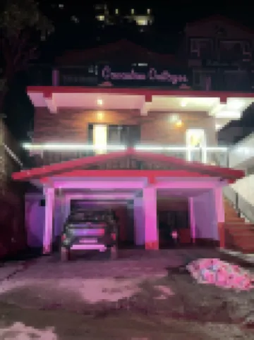 กระท่อมแคนเดียน Dalhousie