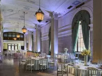 Marriott St. Louis Grand Hotels near Central Public Library