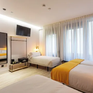 Casual Fuentes Hotels near Bilboko Donejakue Katedrala