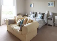Goss Hall Bed & Breakfast Hotels in Wingham