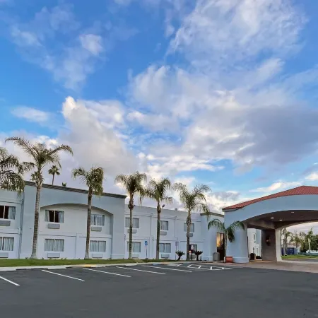 Hourglass Hotel, Trademark Collection by Wyndham