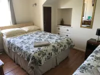 Carnside Guest House Hotels near Dunluce Castle